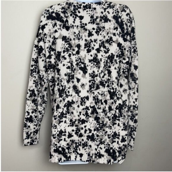 525 america animal print style cardigan size small - Picture 5 of 6